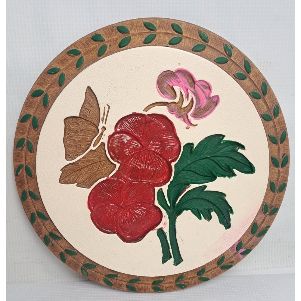 2 Vintage MODERN ART CO Plaster Chalkware 9" Flower Butterfly Wall Plaque USA. - Picture 4 of 7